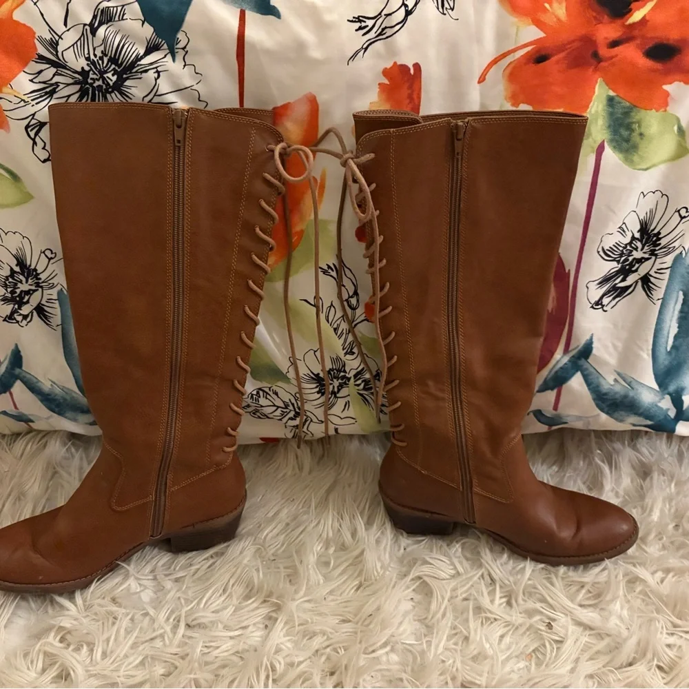 Women’s knee-high lace-up brown boots - Picture 6 of 7